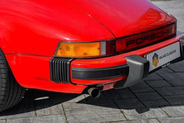 Porsche 930 — photo 22