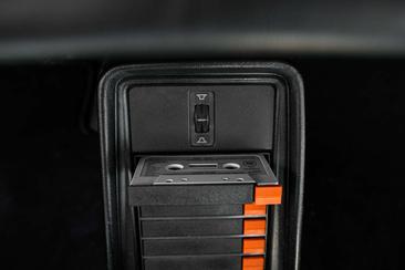 Porsche 930 — photo 38