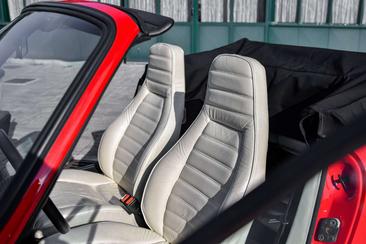Porsche 930 — photo 40