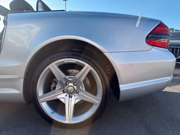 Mercedes SL 500 — photo 21