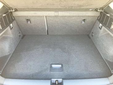 Audi Q2 35 TFSI — photo 12