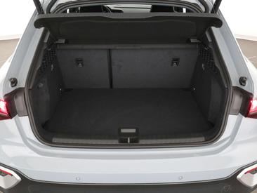 Audi A3 40 TFSI — photo 24