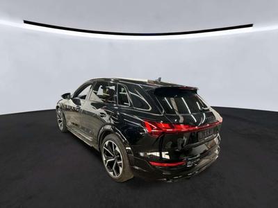 Audi E-tron S