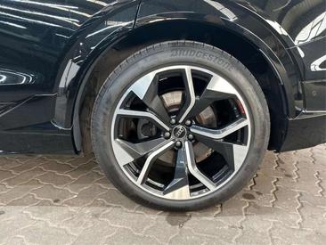 Audi E-tron S — photo 7