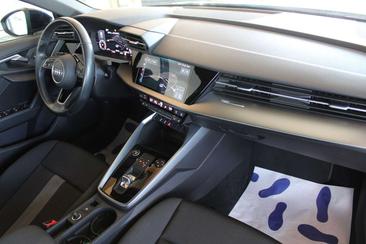 Audi A3 S Line 35 TDI — photo 11