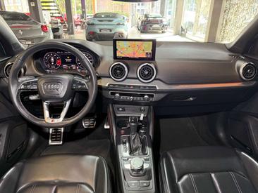 Audi SQ2 TFSI — photo 11