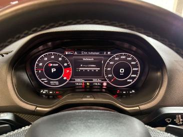 Audi SQ2 TFSI — photo 19