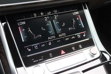 Audi Q7 S Line 50 TDI — photo 21
