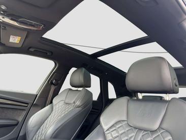Audi SQ5 SUV 30 TDI — photo 21