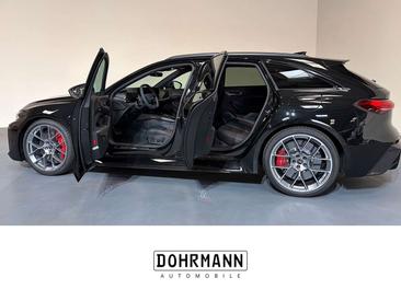 Audi RS5 Avant — photo 13