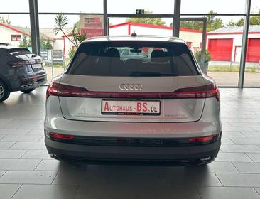 Audi E-tron 55 — photo 6