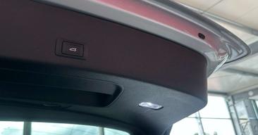 Audi E-tron 55 — photo 16