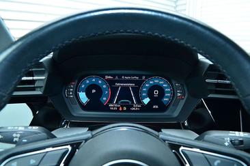 Audi A3 Sportback Advanced 35 TFSI — photo 17