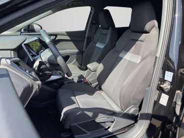 Audi Q4 E-tron 40 — photo 7