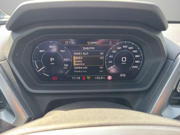 Audi Q4 E-tron 40 — photo 12