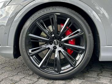 Audi SQ8 Competition Plus — photo 5
