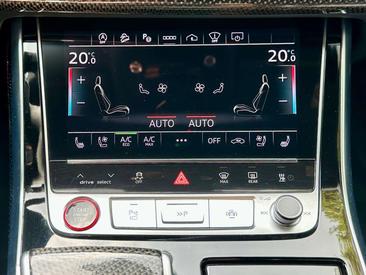 Audi SQ8 Competition Plus — photo 20