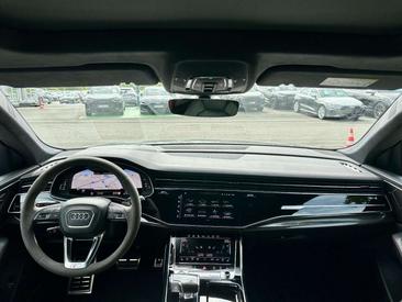 Audi SQ8 Competition Plus — photo 24