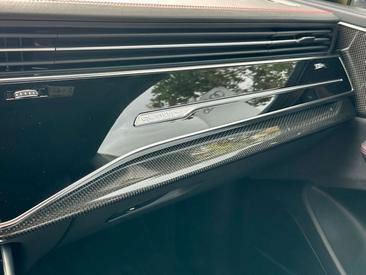 Audi SQ8 Competition Plus — photo 25