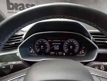 Audi Q3 S Line 45 E — photo 12