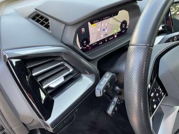 Audi Q4 E-tron S Line 50 — photo 10
