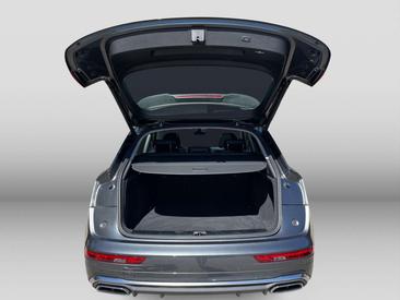 Audi Q5 S Line 40 TDI — photo 9