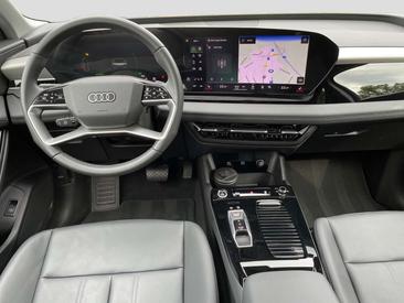 Audi Q6 E-tron — photo 3