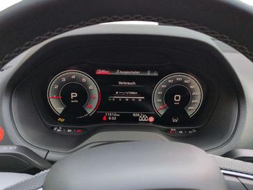 Audi Q2 Advanced 35 TFSI — photo 12