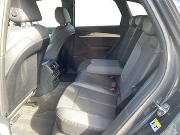 Audi Q5 35 TDI — photo 8