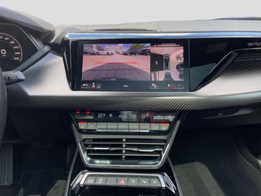 Audi E-tron GT — photo 4