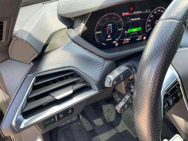 Audi E-tron GT — photo 10