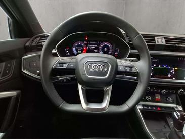 Audi Q3 S Line 35 TDI — photo 11