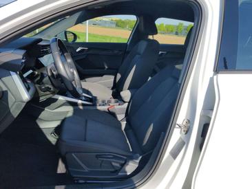 Audi A3 Advanced 35 TFSI — photo 7