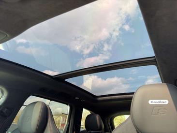 Audi Q7 — photo 25
