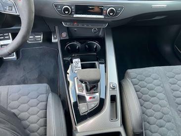Audi RS4 2.9 TFSI — photo 9