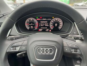 Audi Q5 S Line 40 TDI — photo 8