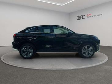 Audi Q3 S Line E-hybrid — photo 6