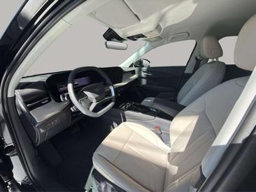 Audi Q3 S Line E-hybrid — photo 9