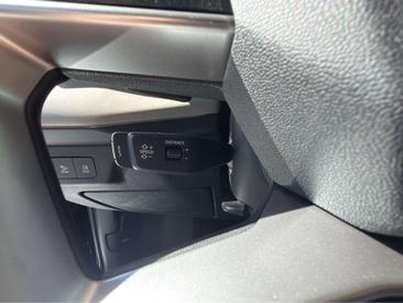Audi Q3 S Line E-hybrid — photo 21