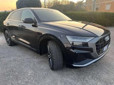 Audi Q8 S Line 50 TDI — photo 6
