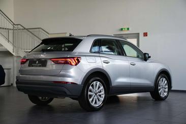 Audi Q3 45 TFSI E — photo 6