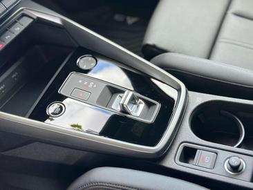 Audi A3 S Line 35 TFSI — photo 15