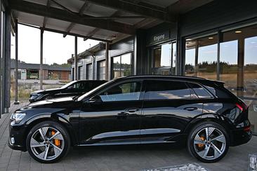 Audi E-tron S Line Black Edition 55 — photo 3