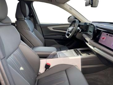 Audi Q7 S Line — photo 11