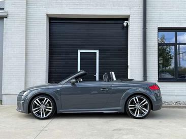 Audi TT S Line 40 TFSI — photo 10