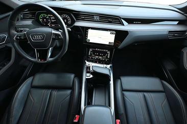 Audi E-tron S Line Black Edition 55 — photo 20