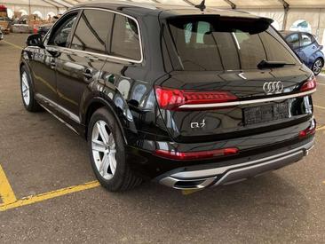 Audi Q7 S Line 50 TDI — photo 3