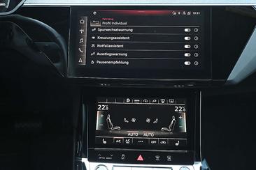 Audi E-tron S Line Black Edition 55 — photo 33