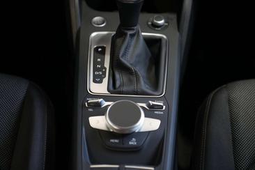 Audi Q2 Advanced 35 TFSI — photo 20