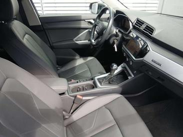 Audi Q3 35 TDI — photo 10